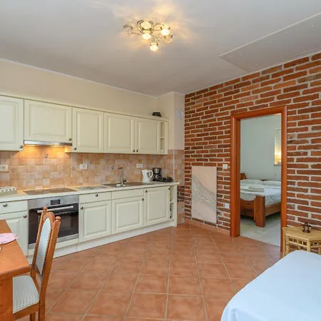 House Zoe Kraljevica