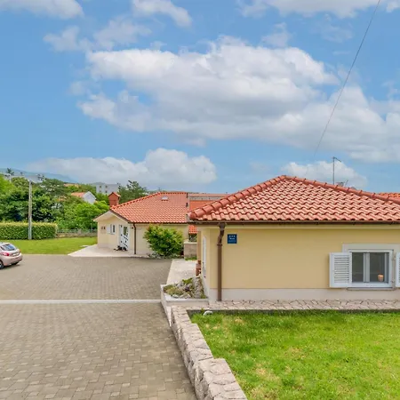 House Zoe Holiday home Kraljevica