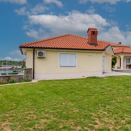 Holiday home House Zoe Kraljevica